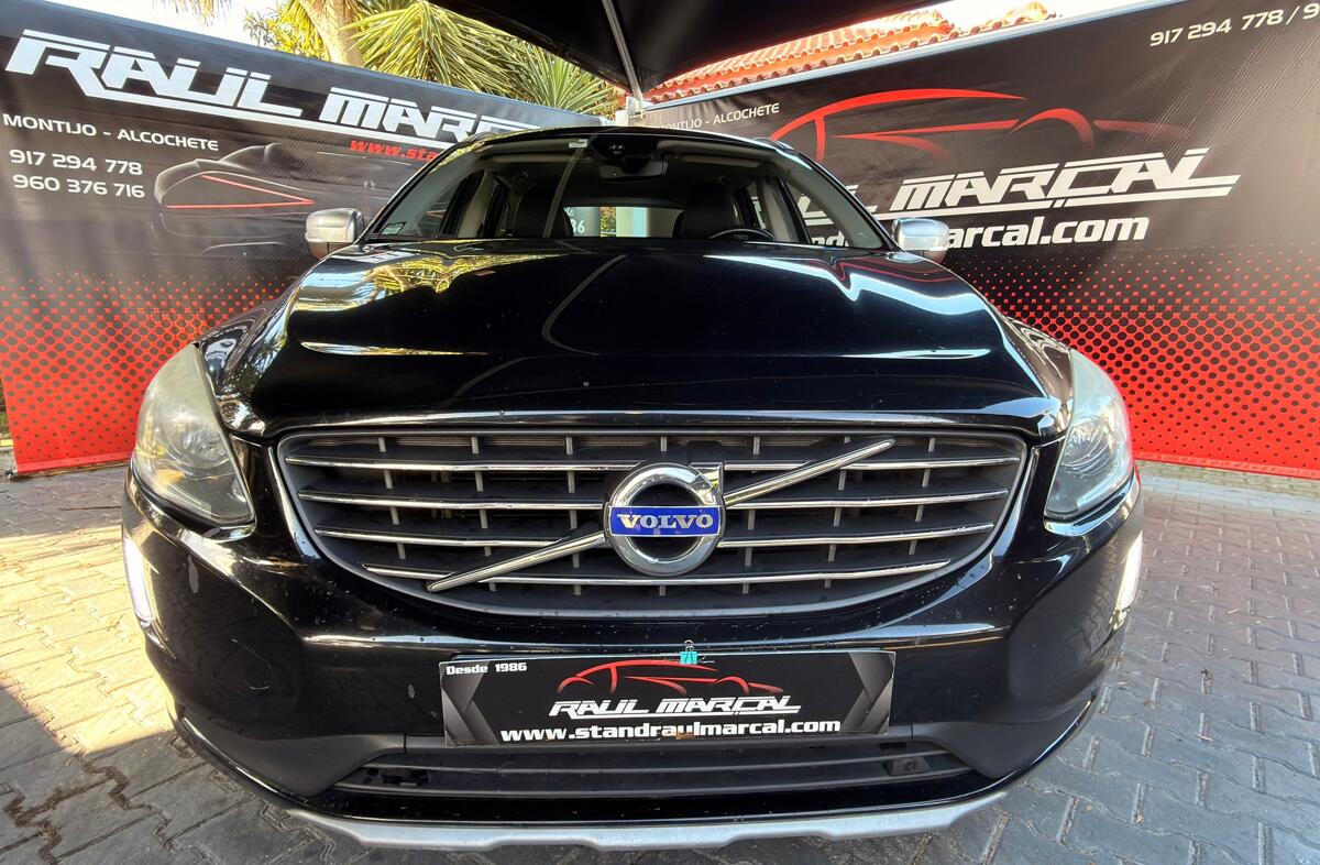 VOLVO XC60 2.0 D3 Momentum