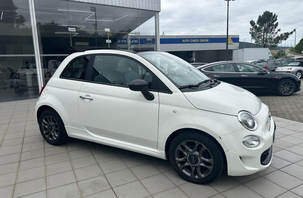 FIAT 500 C 1.0 Hybrid Lounge