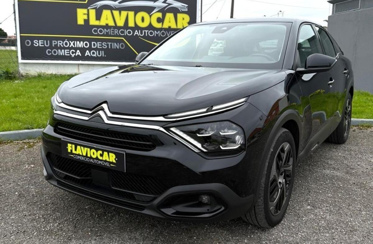 CITROEN C4 1.2 PureTech Shine EAT8