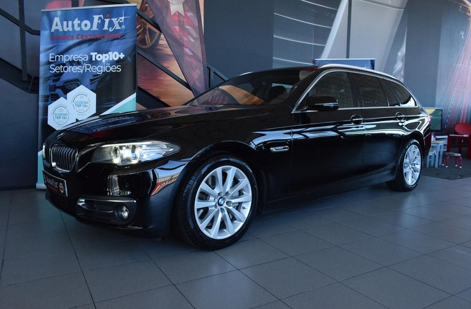 BMW Serie-5 525 d Line Luxury Auto