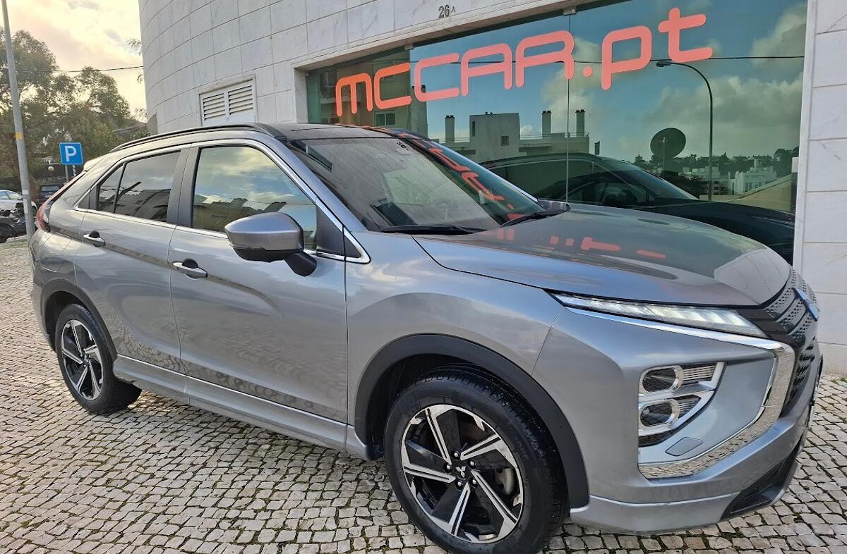 MITSUBISHI Eclipse Cross 2.4 PHEV eMotion