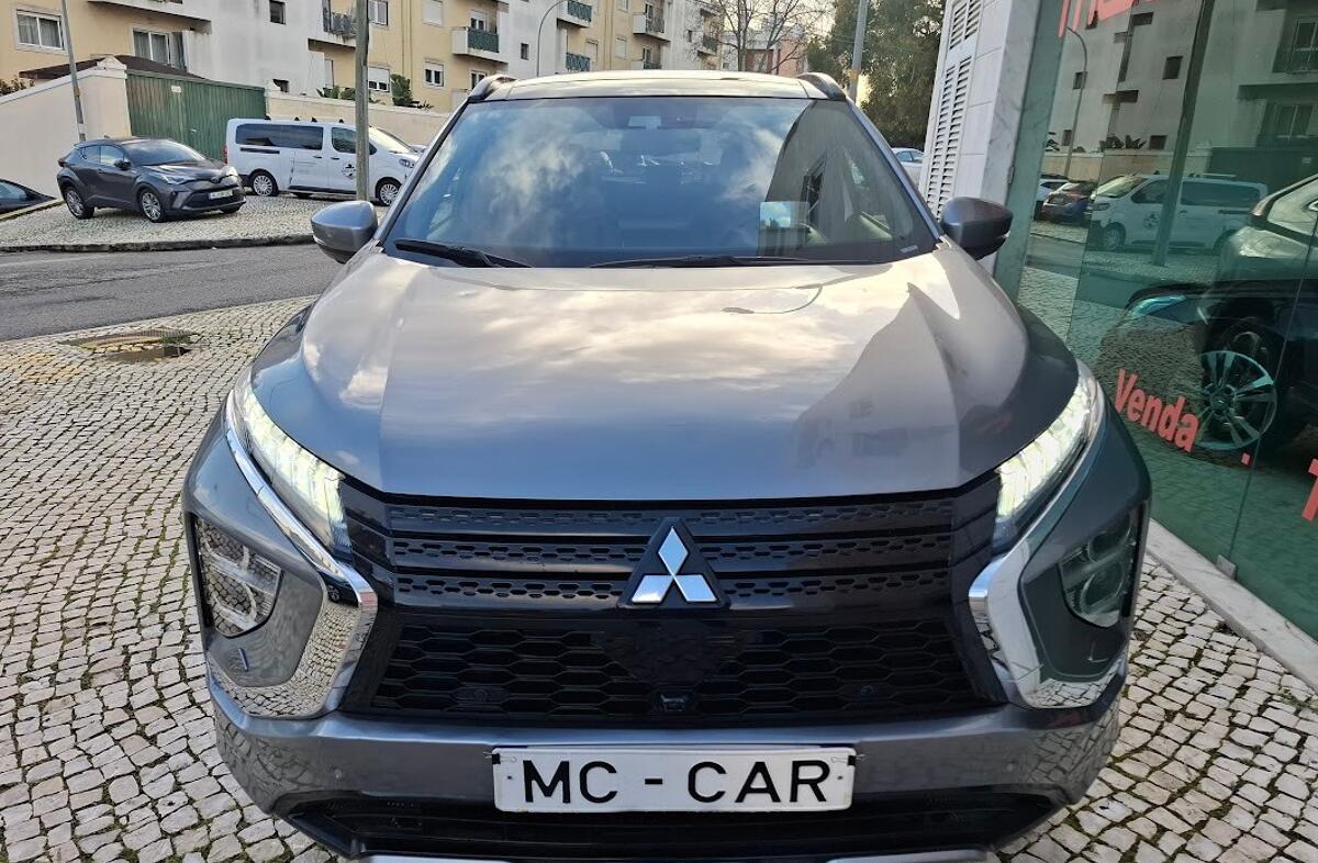MITSUBISHI Eclipse Cross 2.4 PHEV eMotion