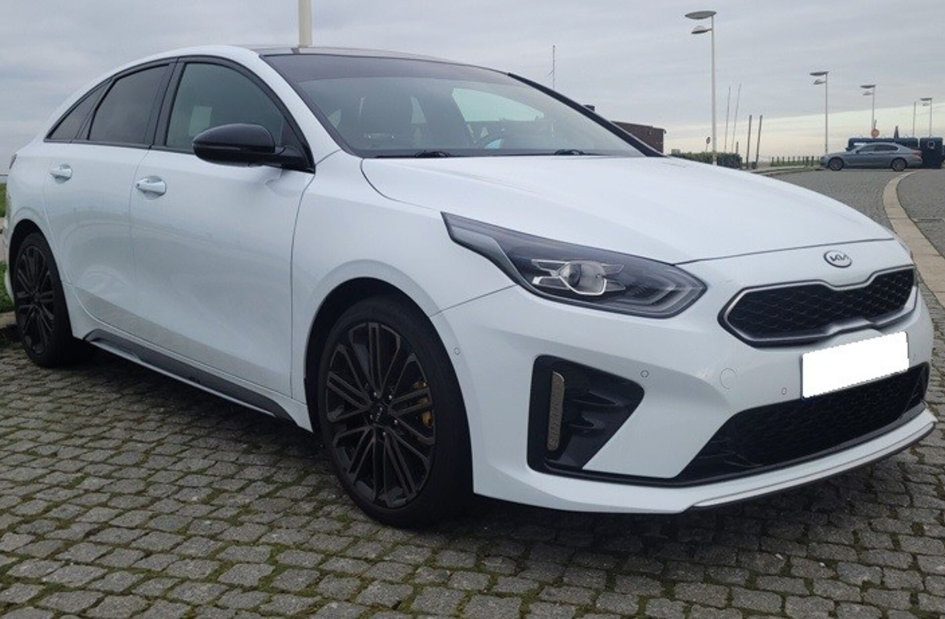KIA Ceed 1.6 CRDi GT Line+SRF
