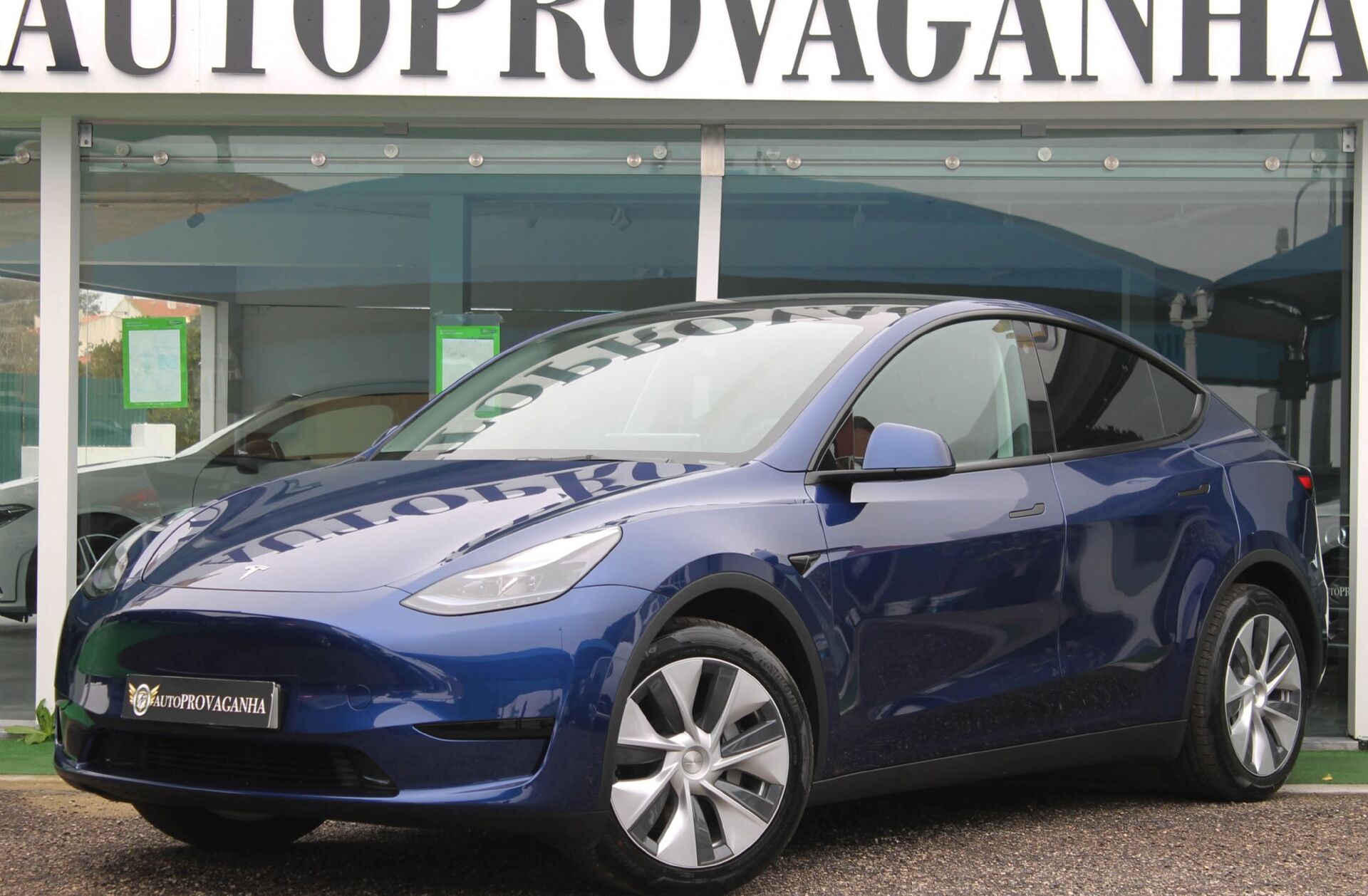 TESLA Model Y Tração Traseira