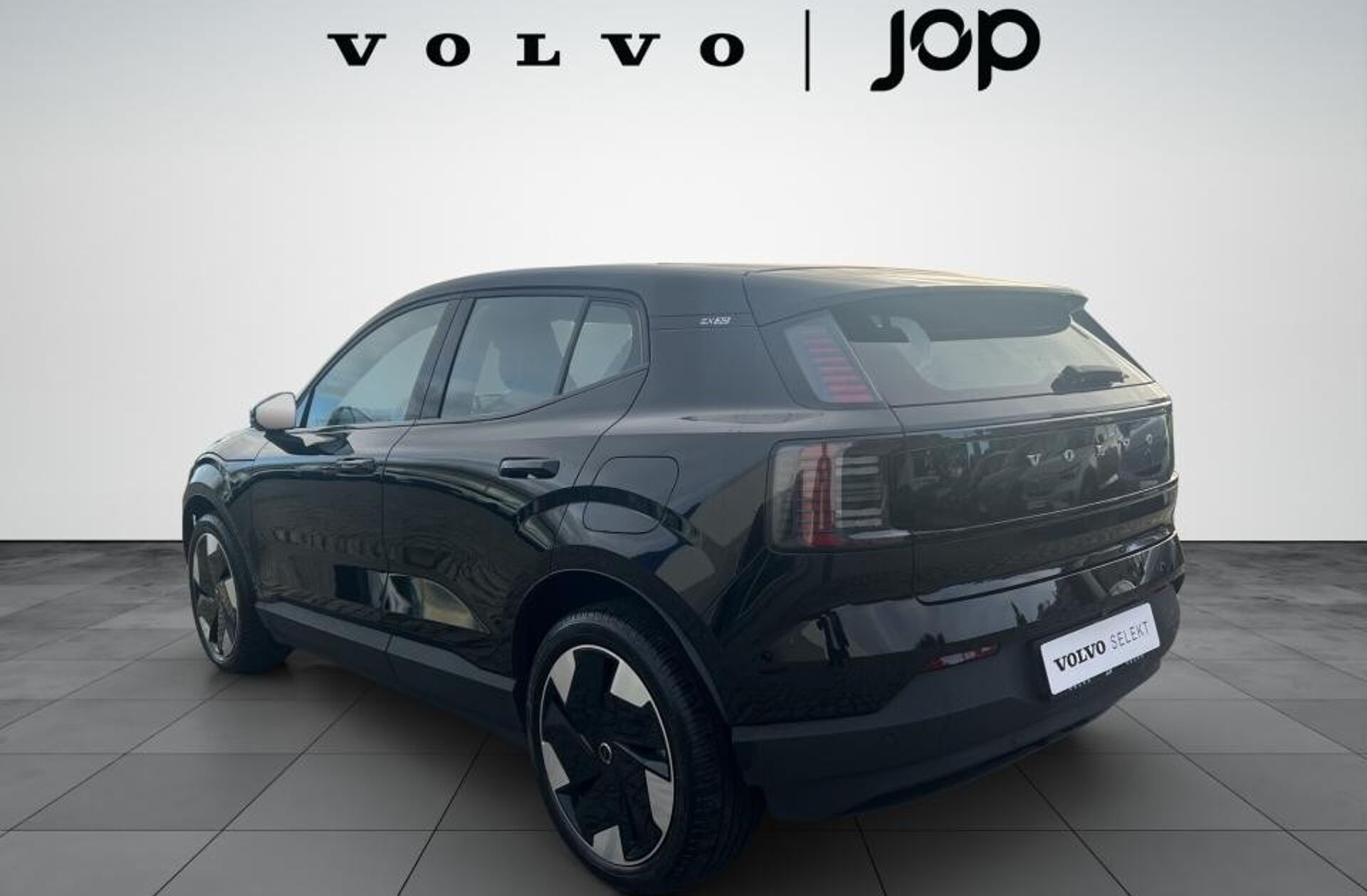 VOLVO EX30 69 kWh Single Motor Extended Range Plus