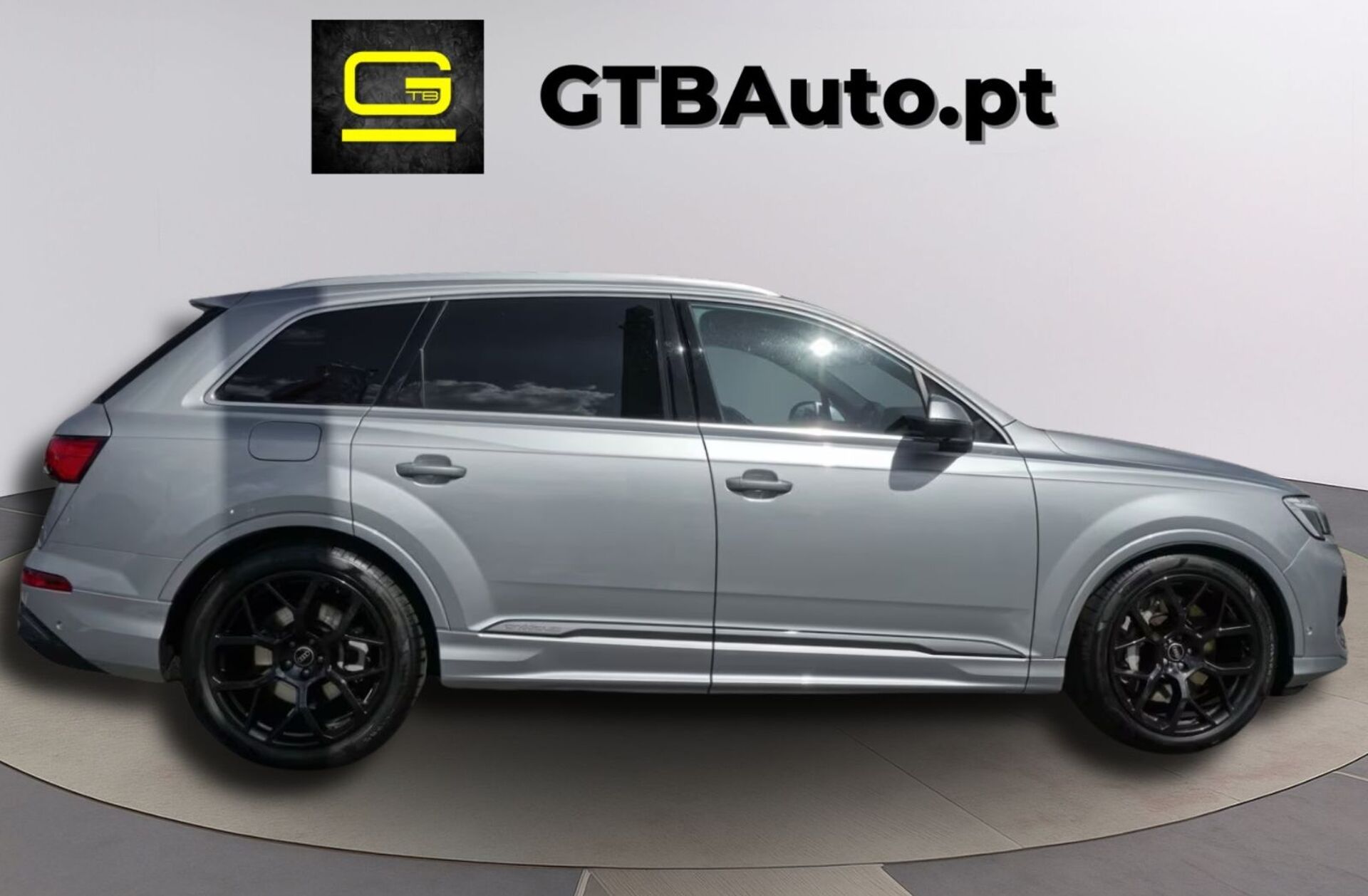 AUDI Q7 55 TFSIe quattro S line Tiptronic