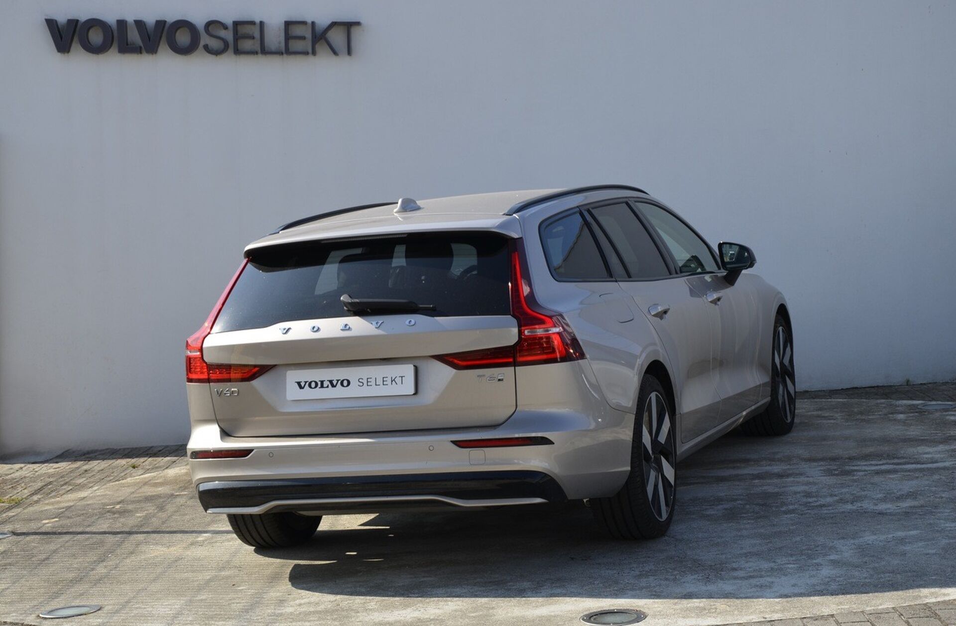 VOLVO V60 2.0 T6 AWD TE Plus Dark