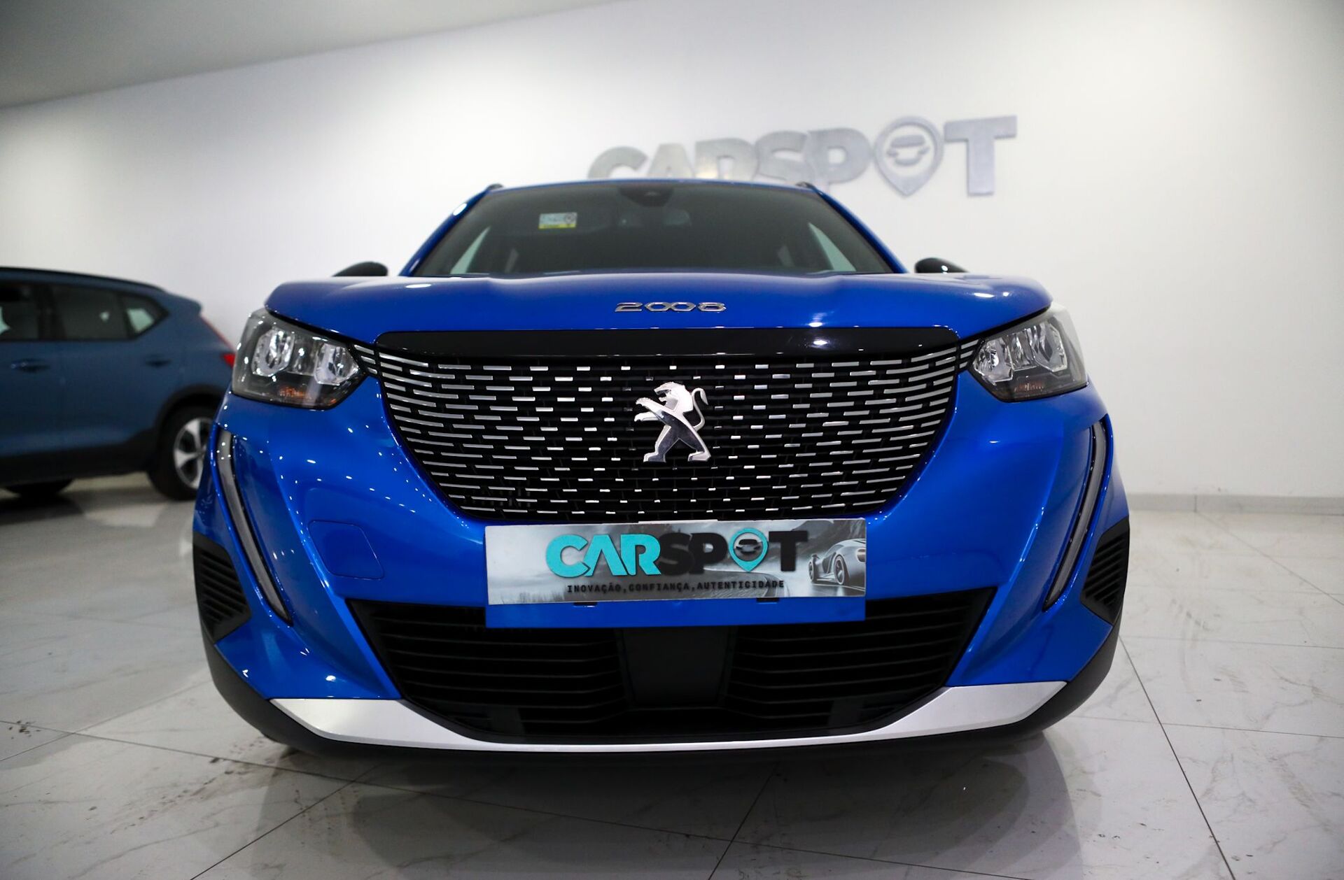 PEUGEOT 2008 1.2 PureTech Allure EAT8