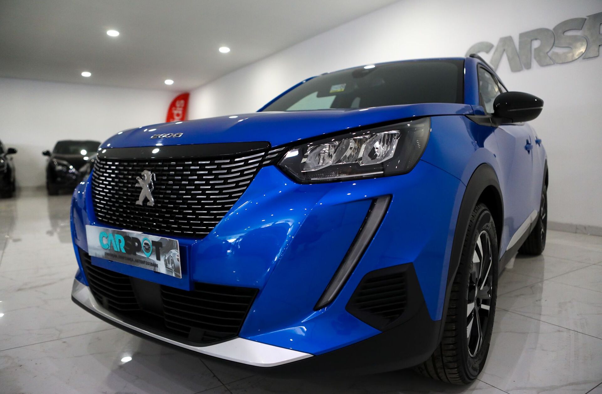 PEUGEOT 2008 1.2 PureTech Allure EAT8