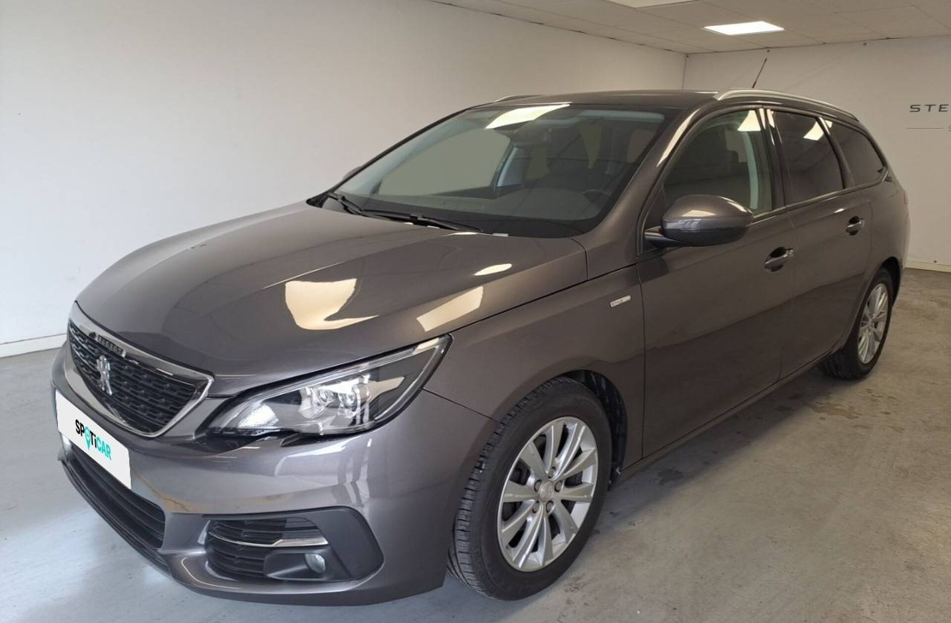 PEUGEOT 308 1.2 PureTech Style