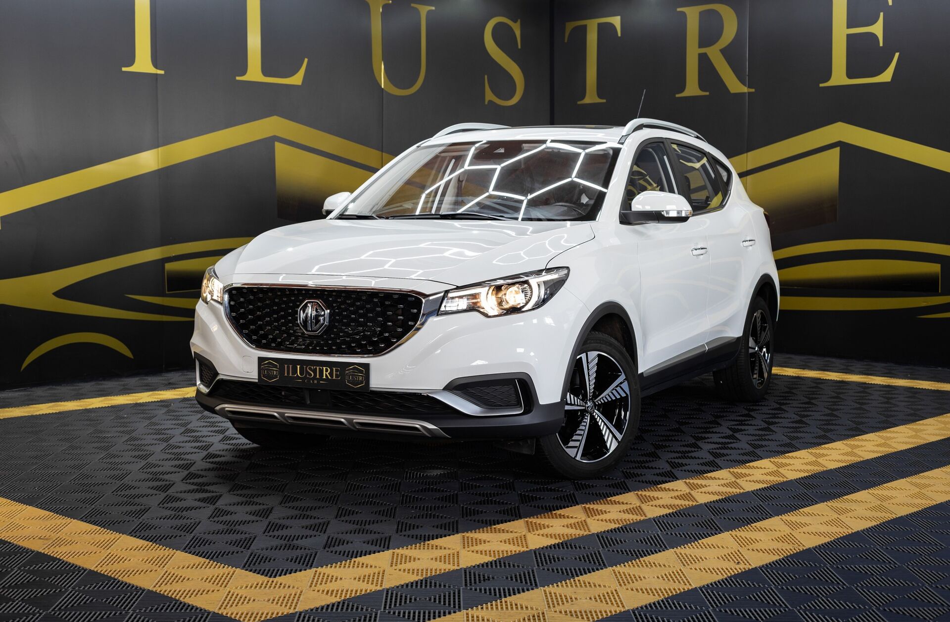 MG ZS EV 44.5 kWh Luxury