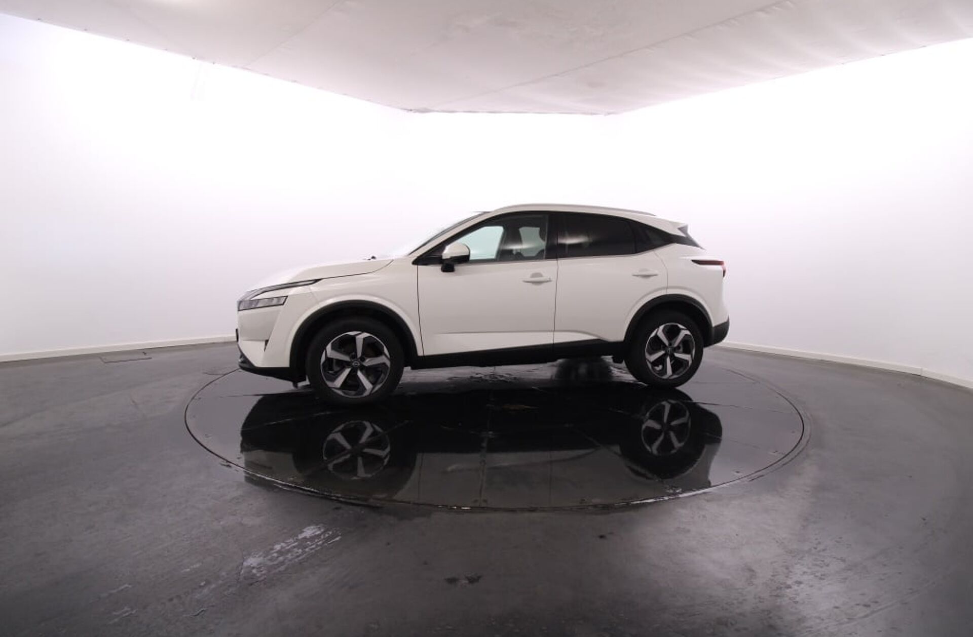 NISSAN Qashqai 1.3 DIG-T N-Connecta