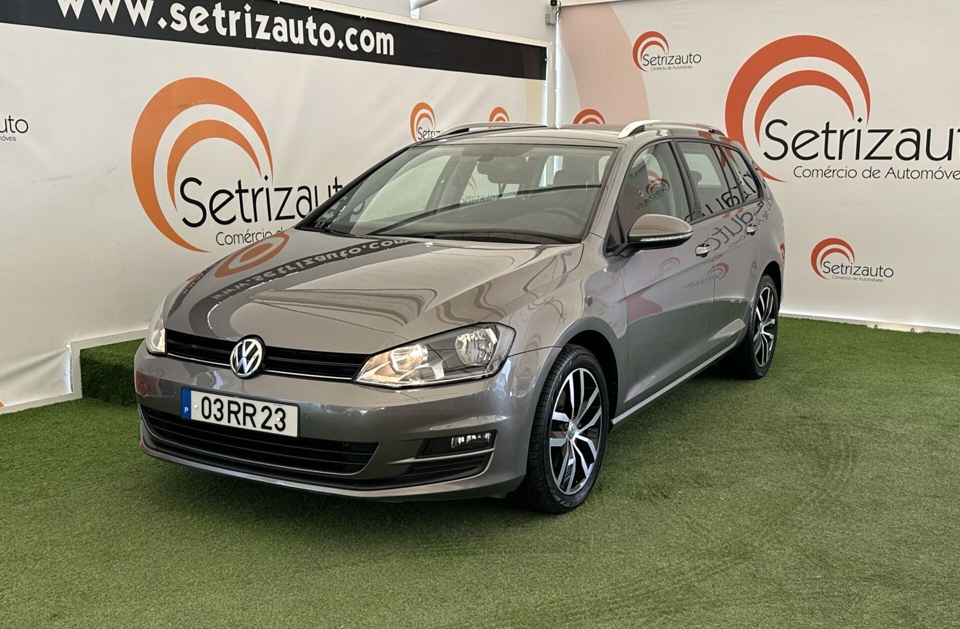 VOLKSWAGEN Golf 1.6 TDi GPS Edition DSG