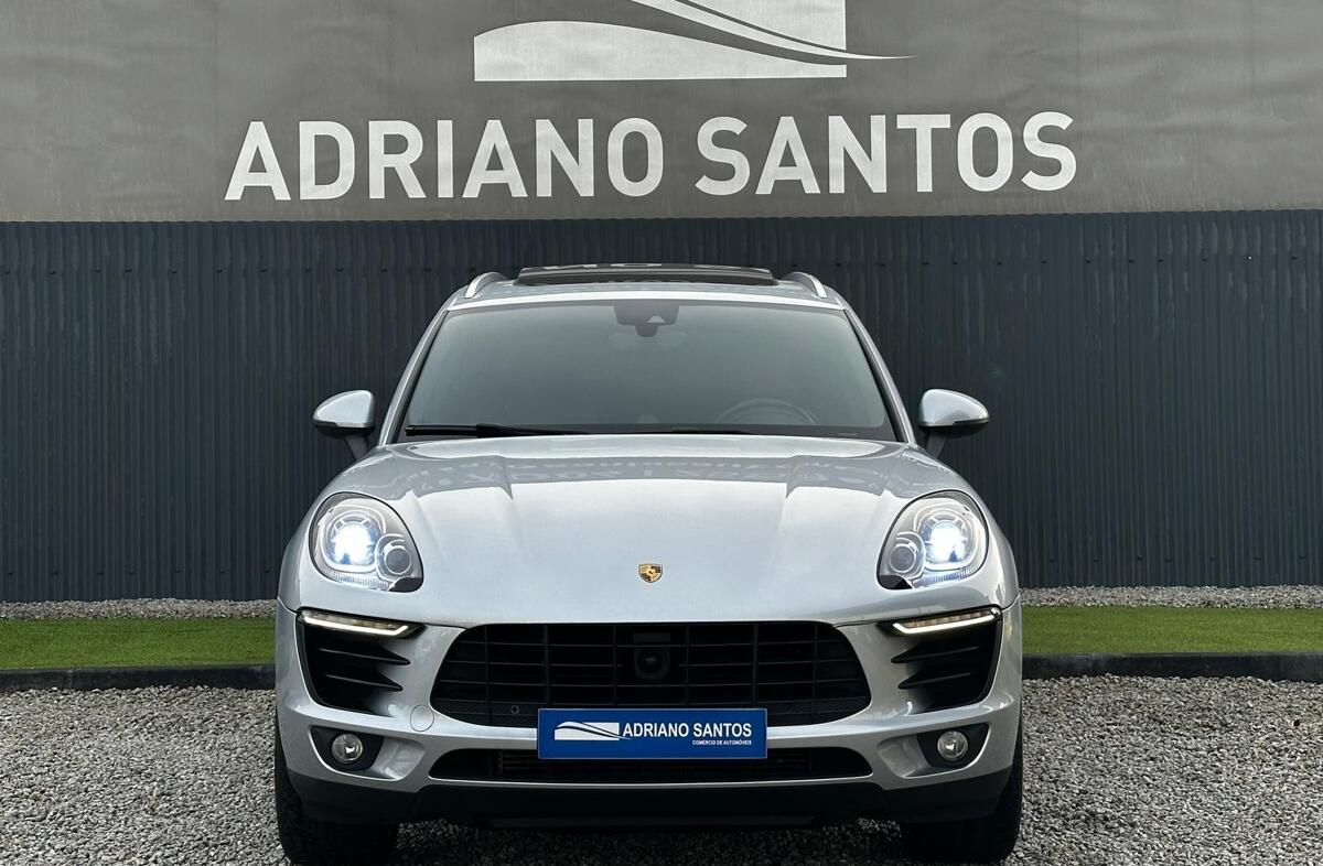 PORSCHE Macan S