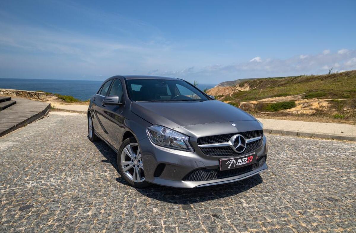 MERCEDES Classe A A 180 d AMG Line