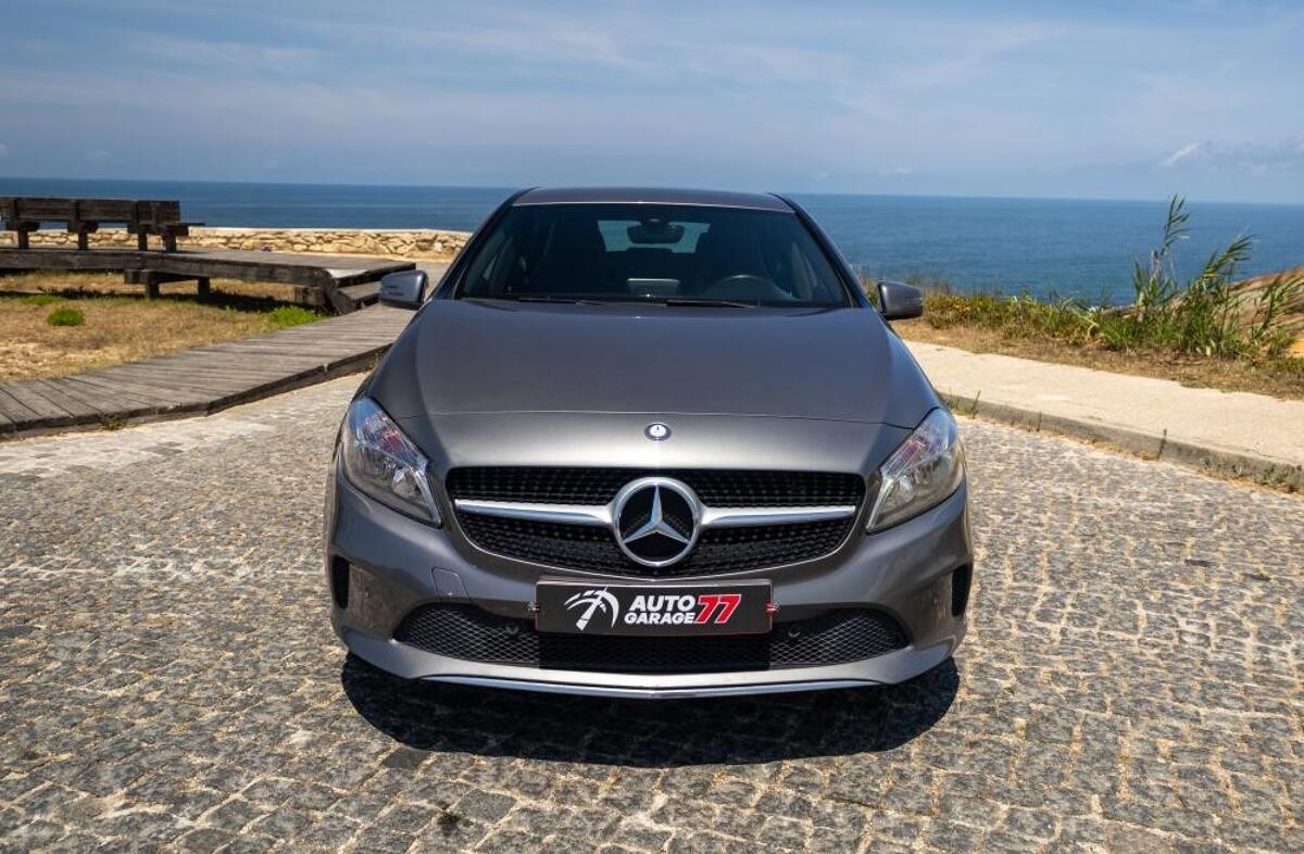 MERCEDES Classe A A 180 d AMG Line