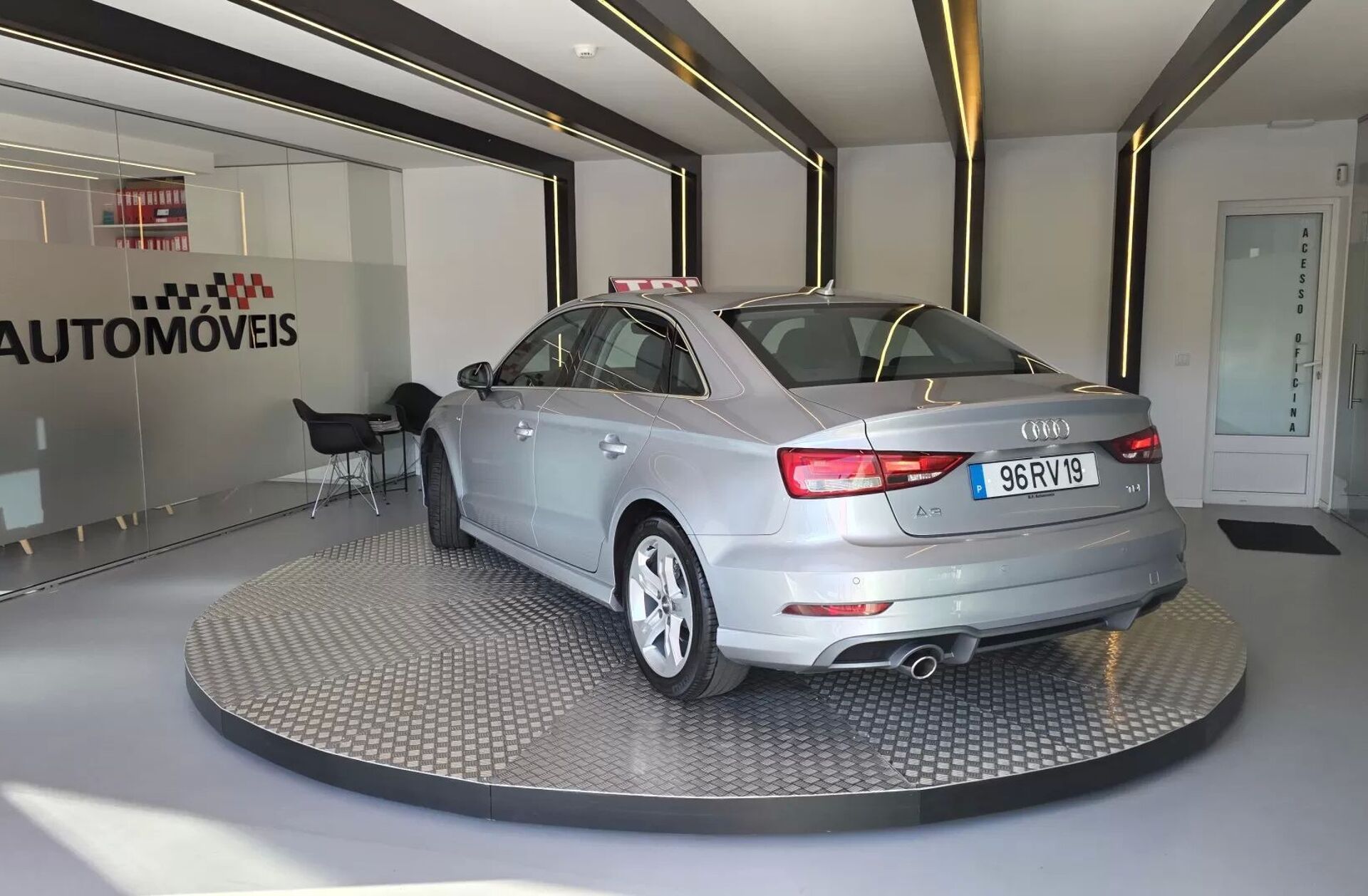 AUDI A3 1.6 TDI S-line