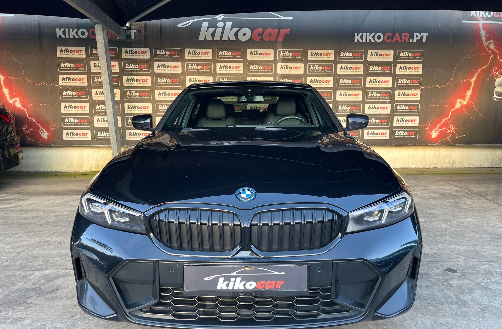 BMW Serie-3 320 e Pack Desportivo M Auto