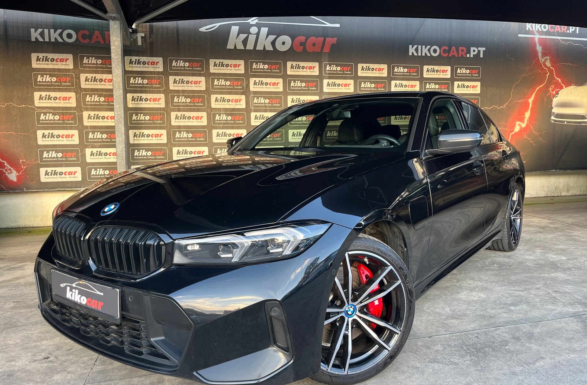 BMW Serie-3 320 e Pack Desportivo M Auto