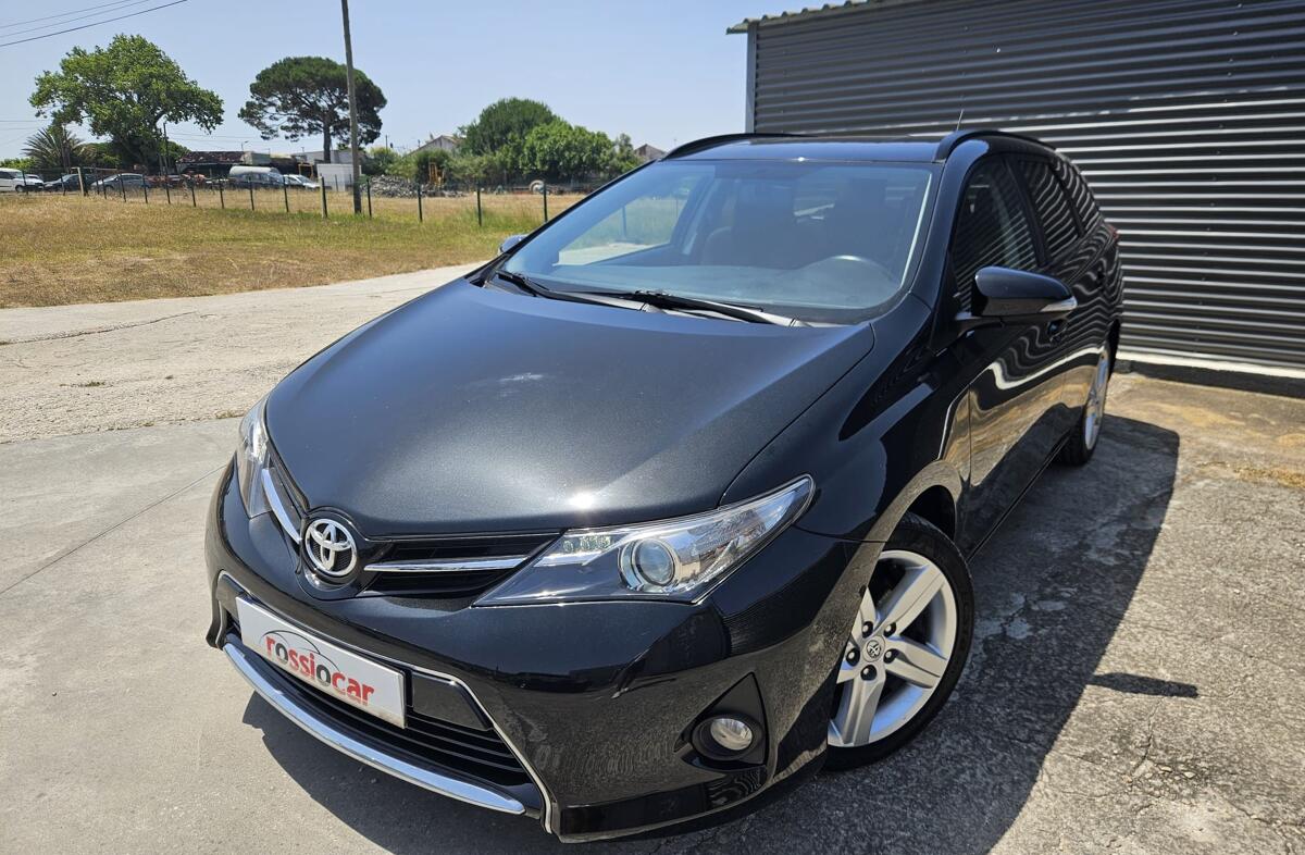 TOYOTA Auris 1.4 D-4D Comfort
