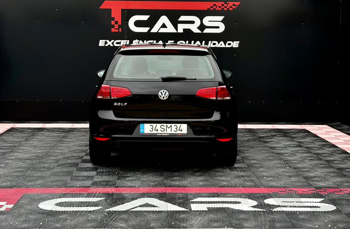 VOLKSWAGEN Golf 1.6 TDi Confortline