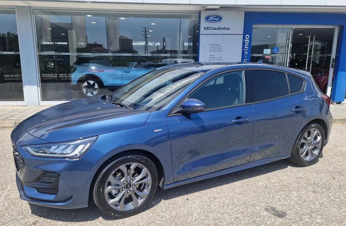 FORD Focus 1.0 EcoBoost MHEV ST-Line