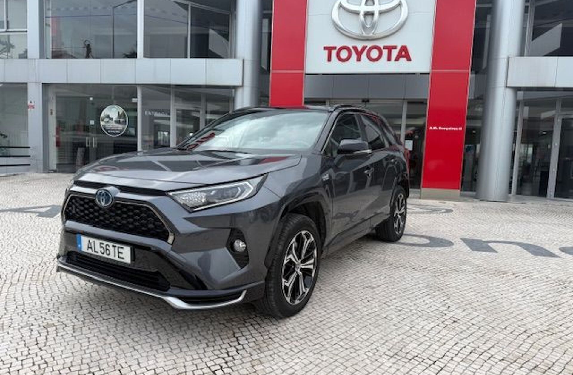 TOYOTA RAV 4 2.5 HDF Exclusive