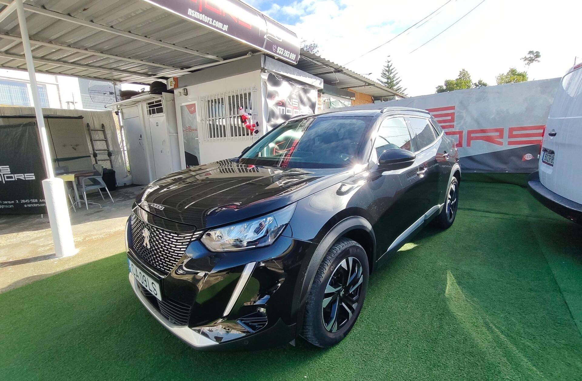 PEUGEOT 2008 1.2 PureTech Allure Pack