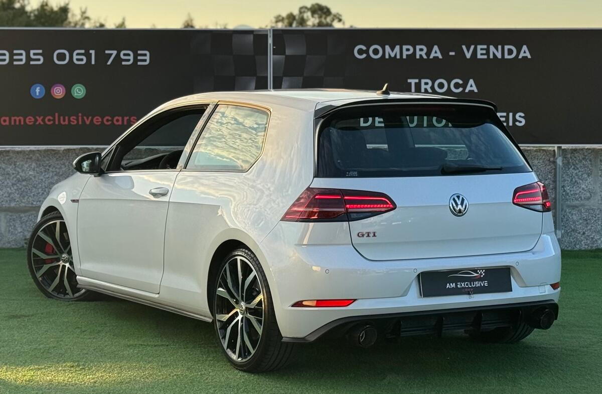 VOLKSWAGEN Golf 2.0 TSi GTi DSG Performance