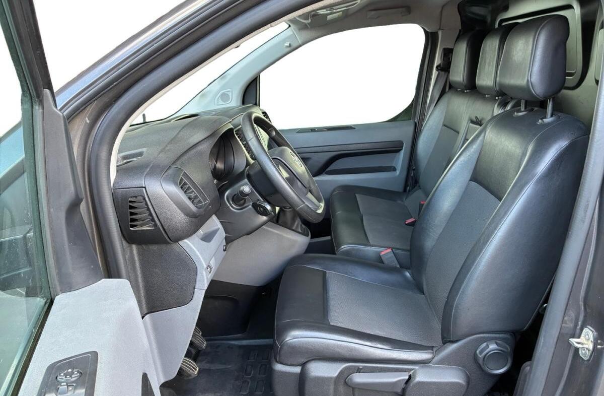 OPEL Vivaro 2.0 CDTi L3H1 Essentia
