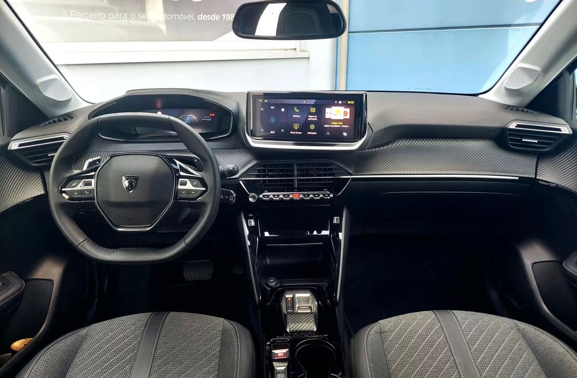 PEUGEOT 208 1.2 Hybrid Allure e-DCS6