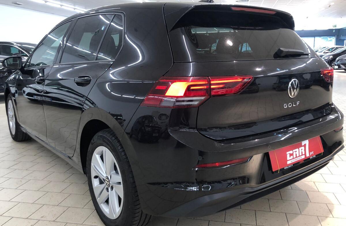 VOLKSWAGEN Golf 1.0 TSI