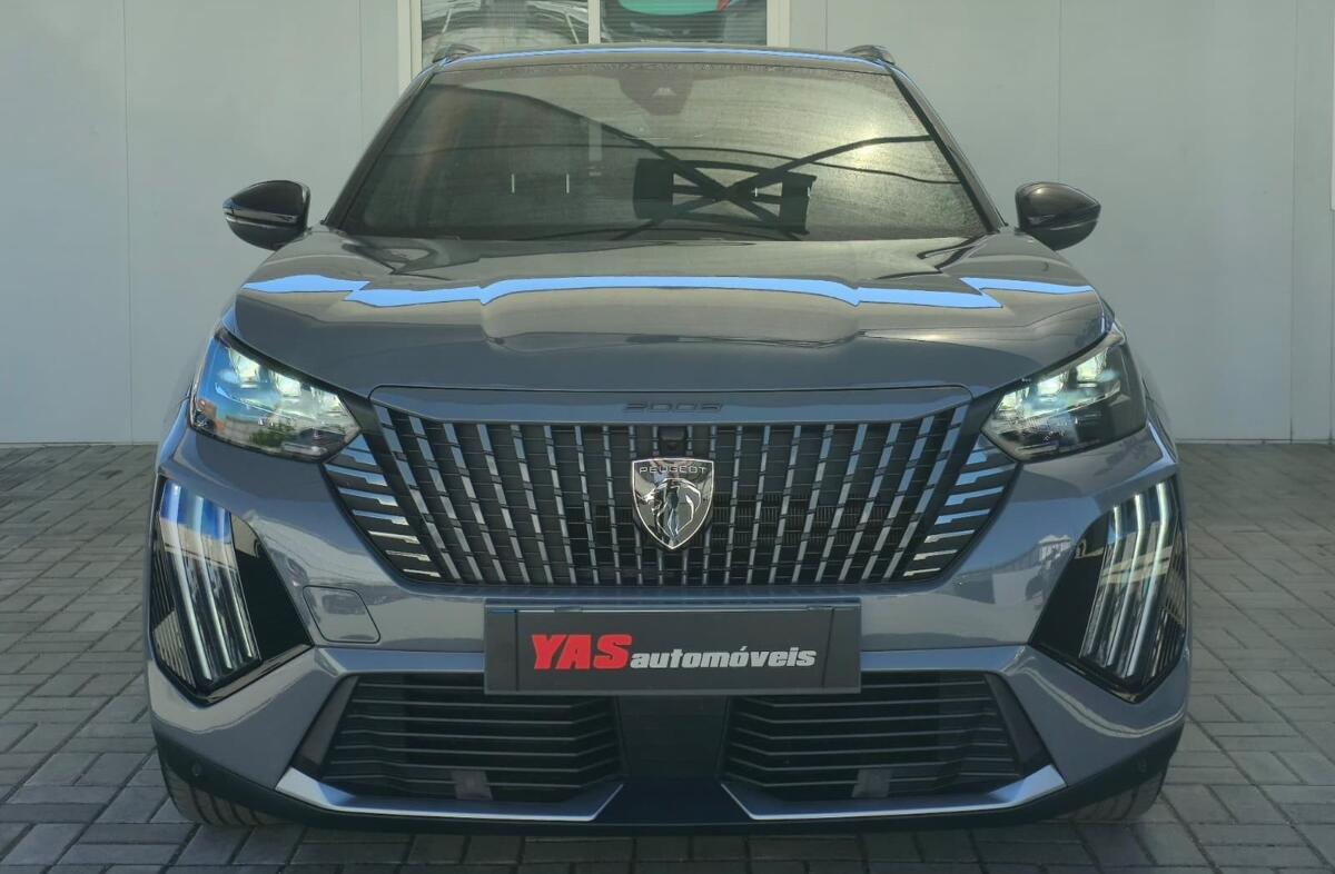 PEUGEOT 2008 e- 50 kWh GT