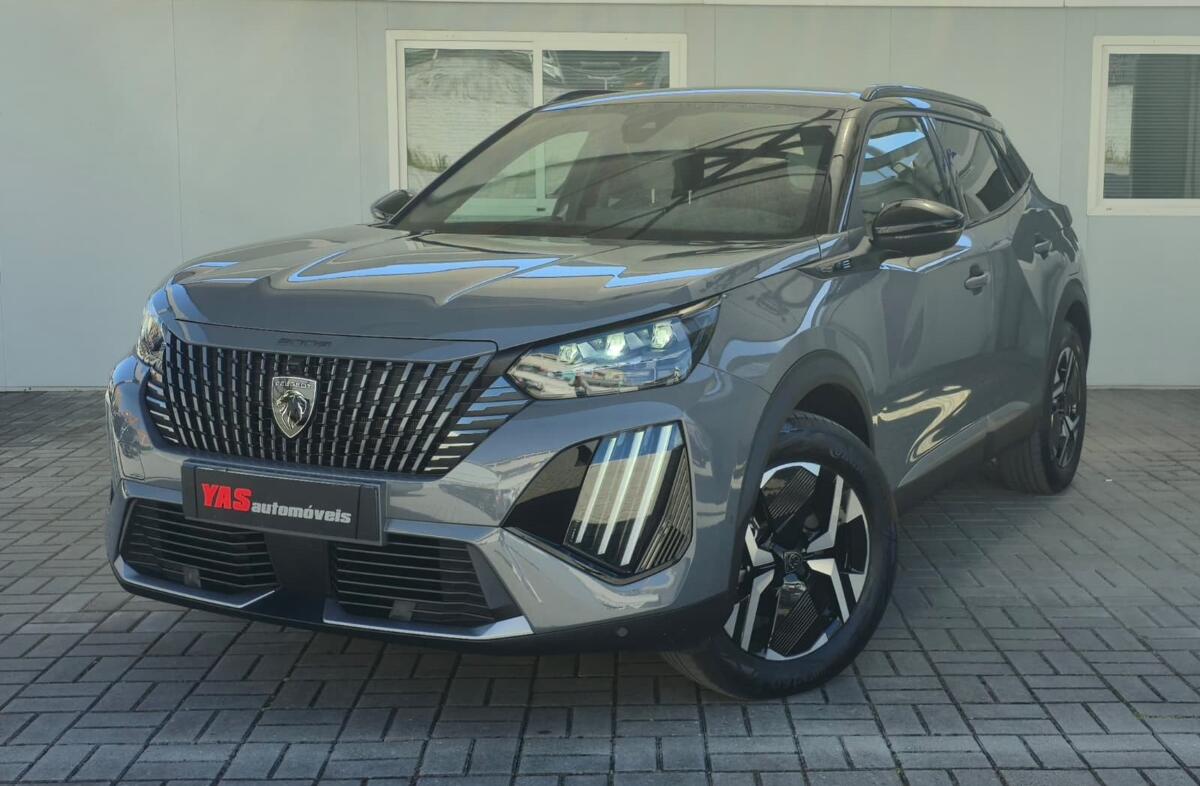 PEUGEOT 2008 e- 50 kWh GT