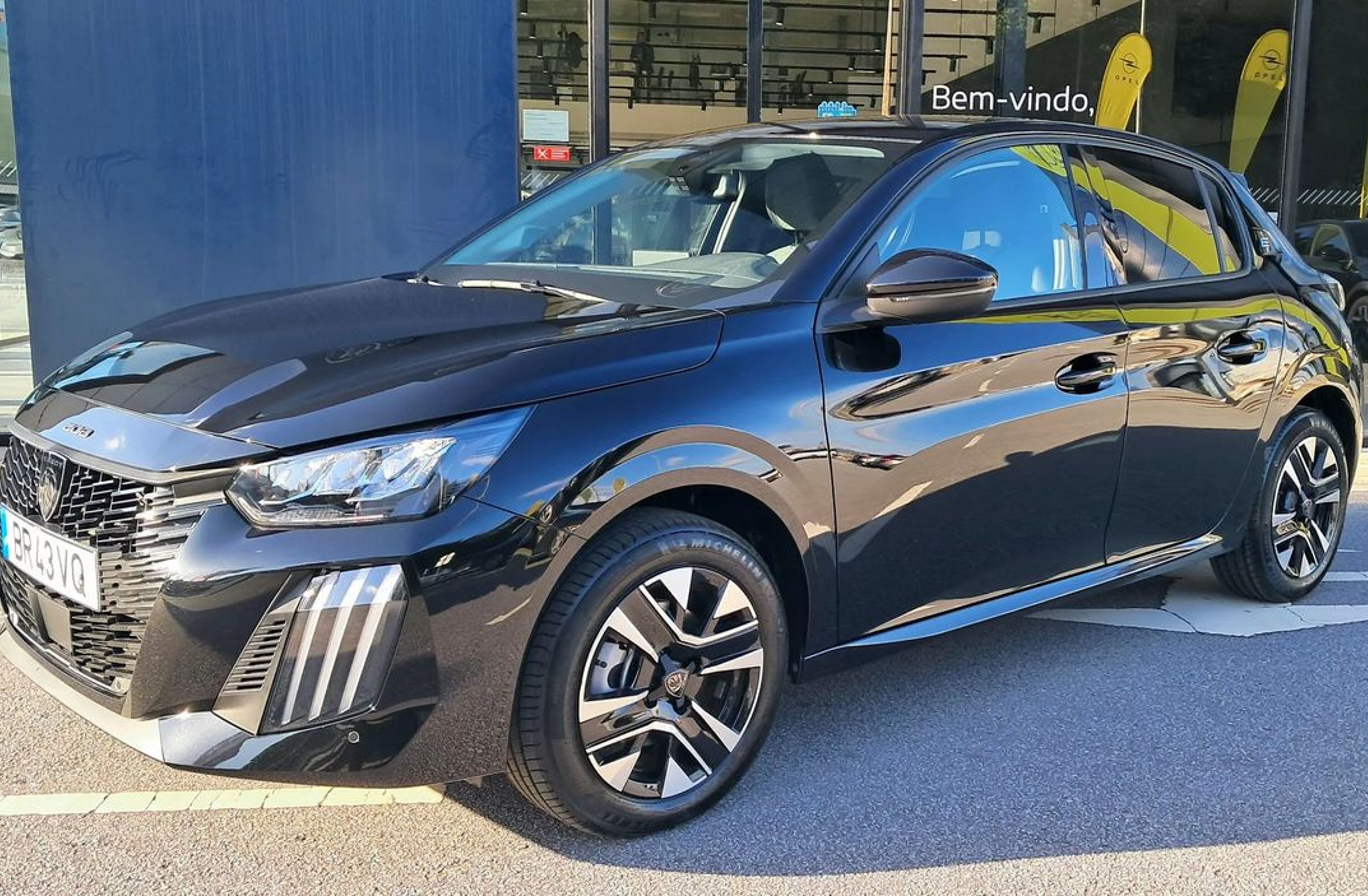 PEUGEOT 208 51 kWh Allure