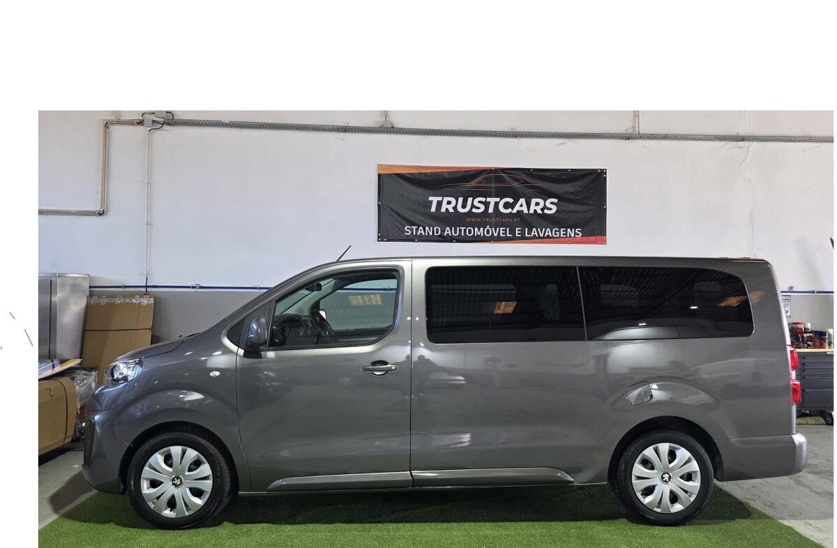 PEUGEOT Traveller 1.5 BlueHDi L2H1 Active Standard
