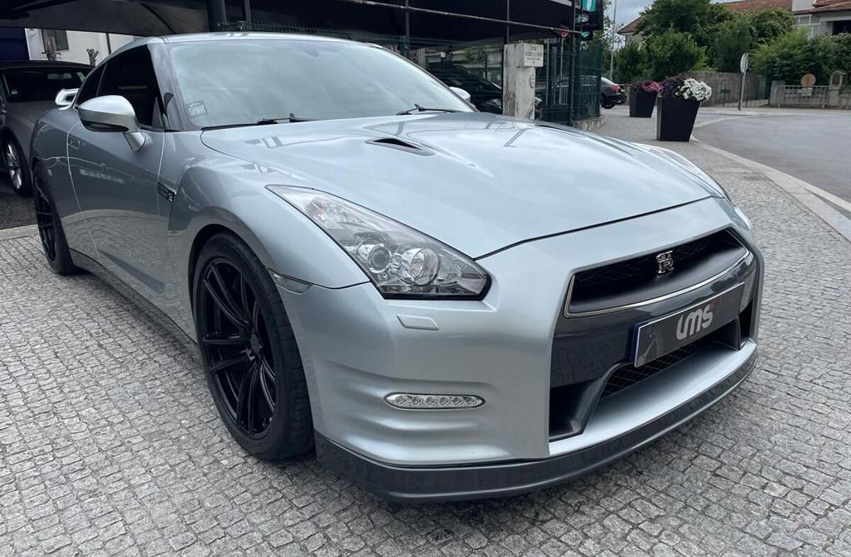 NISSAN GT-R 3.8 V6 Premium Edition