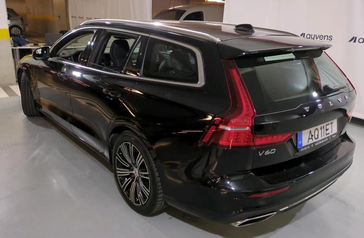 VOLVO V60 2.0 T8 AWD TE Inscription