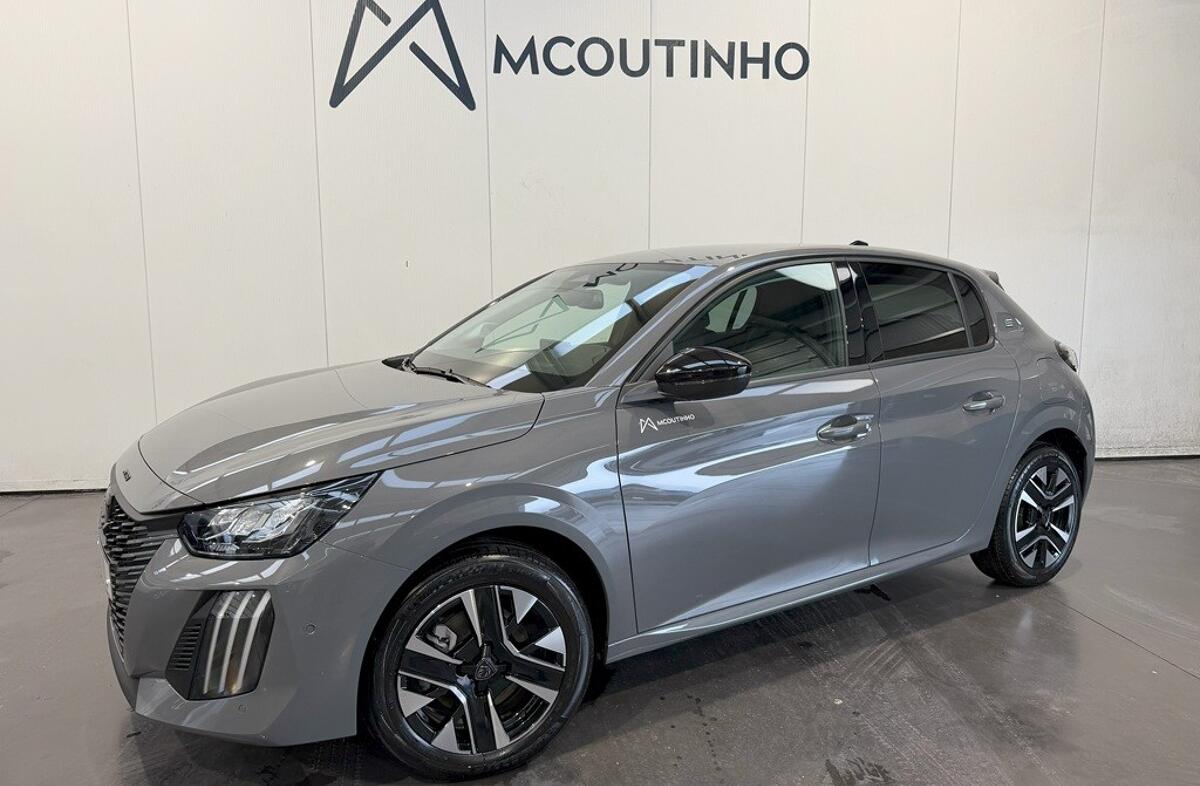 PEUGEOT 208 e- 51 kWh GT