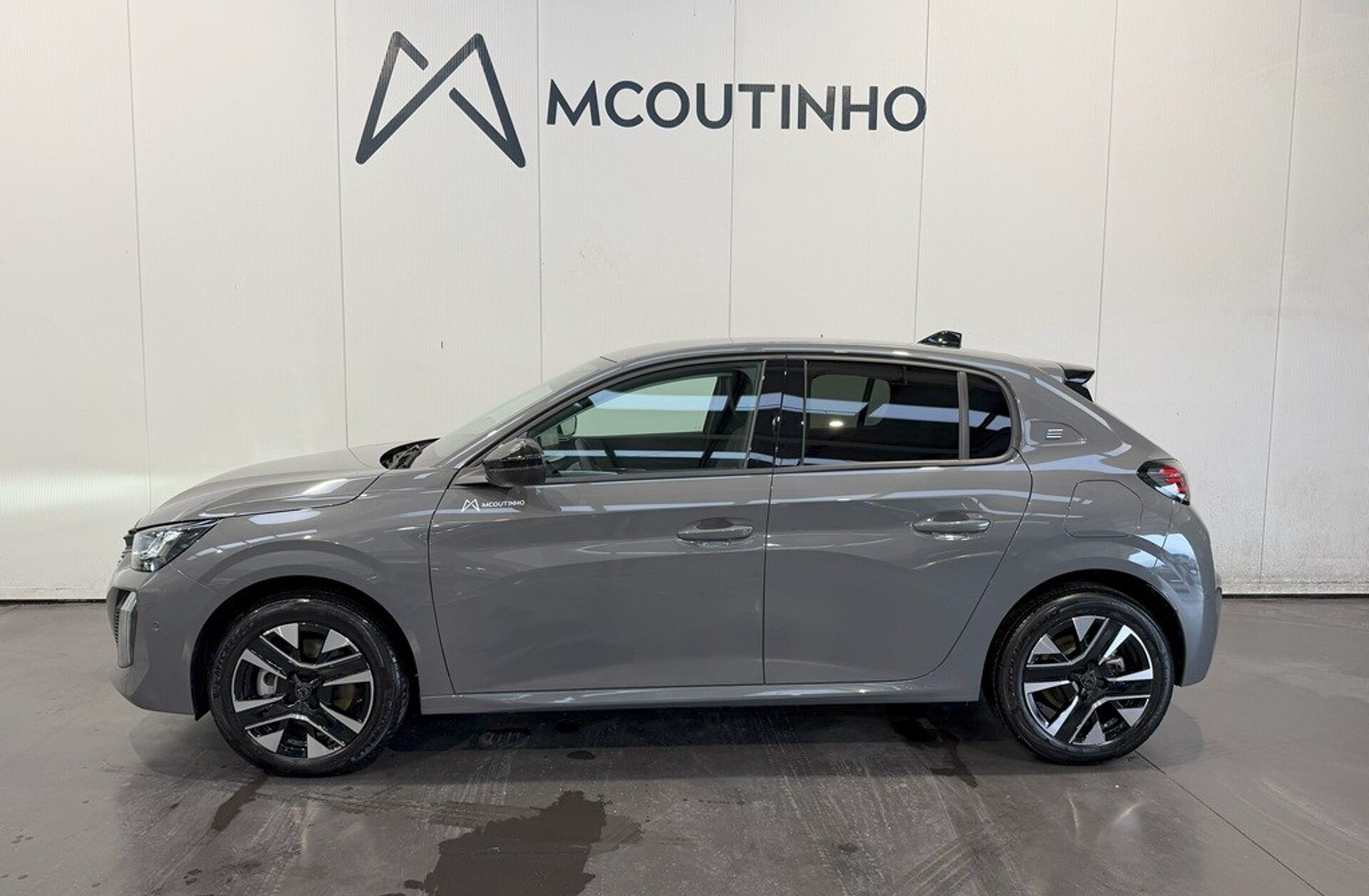 PEUGEOT 208 e- 51 kWh GT