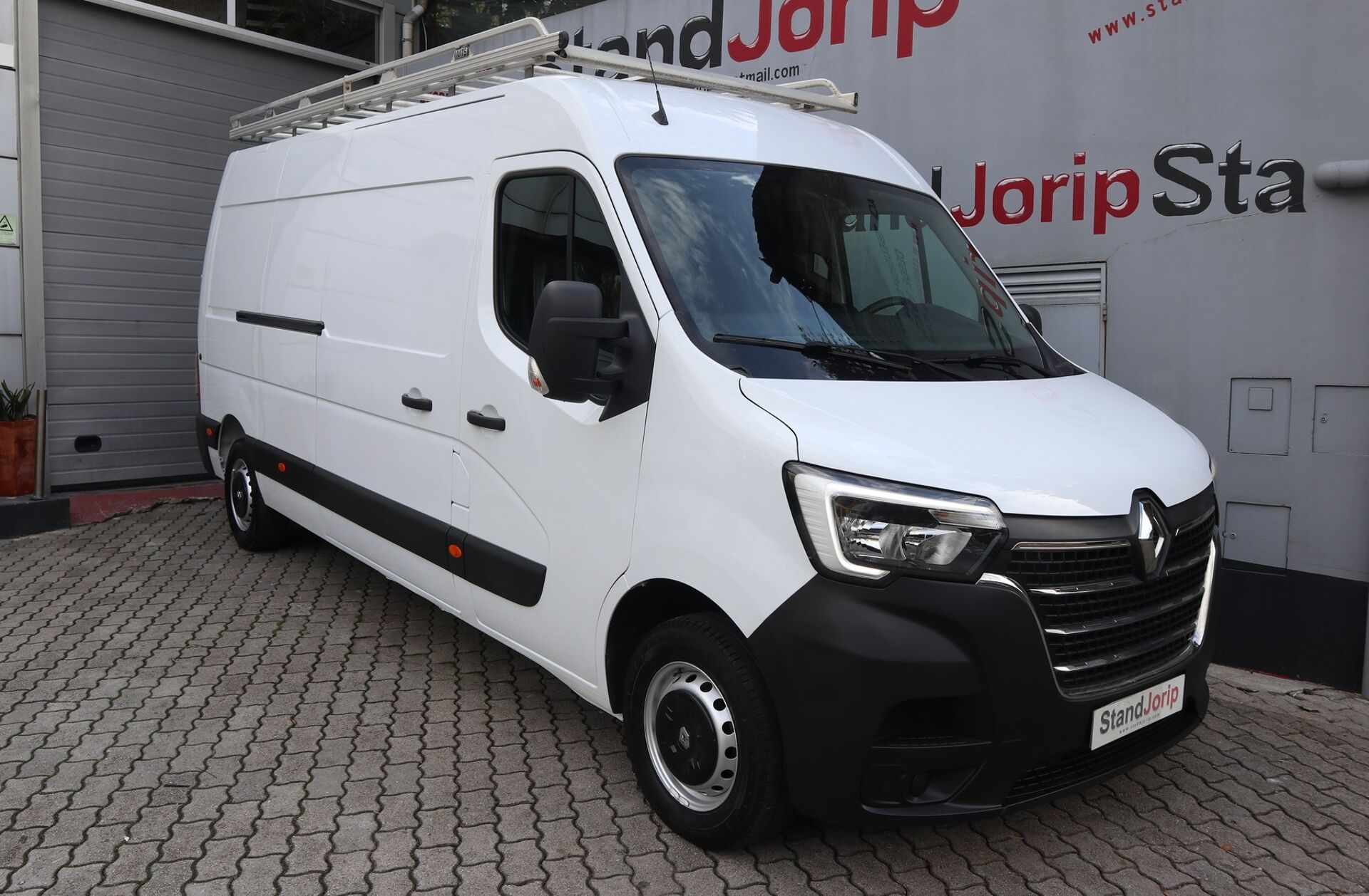 RENAULT Master 2.3 dCi L3H2 3.5T