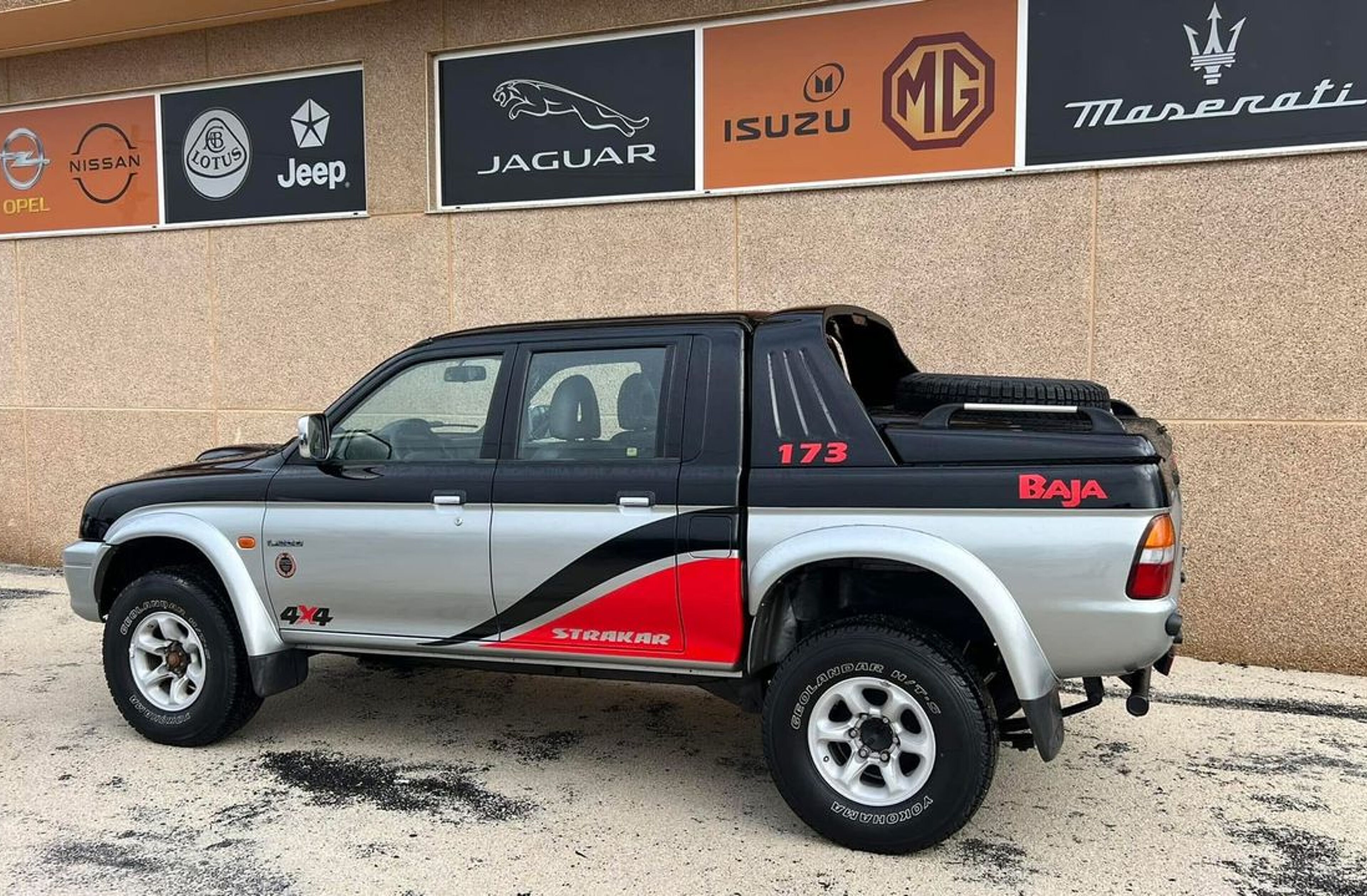 MITSUBISHI L 200 2.5 TD CD
