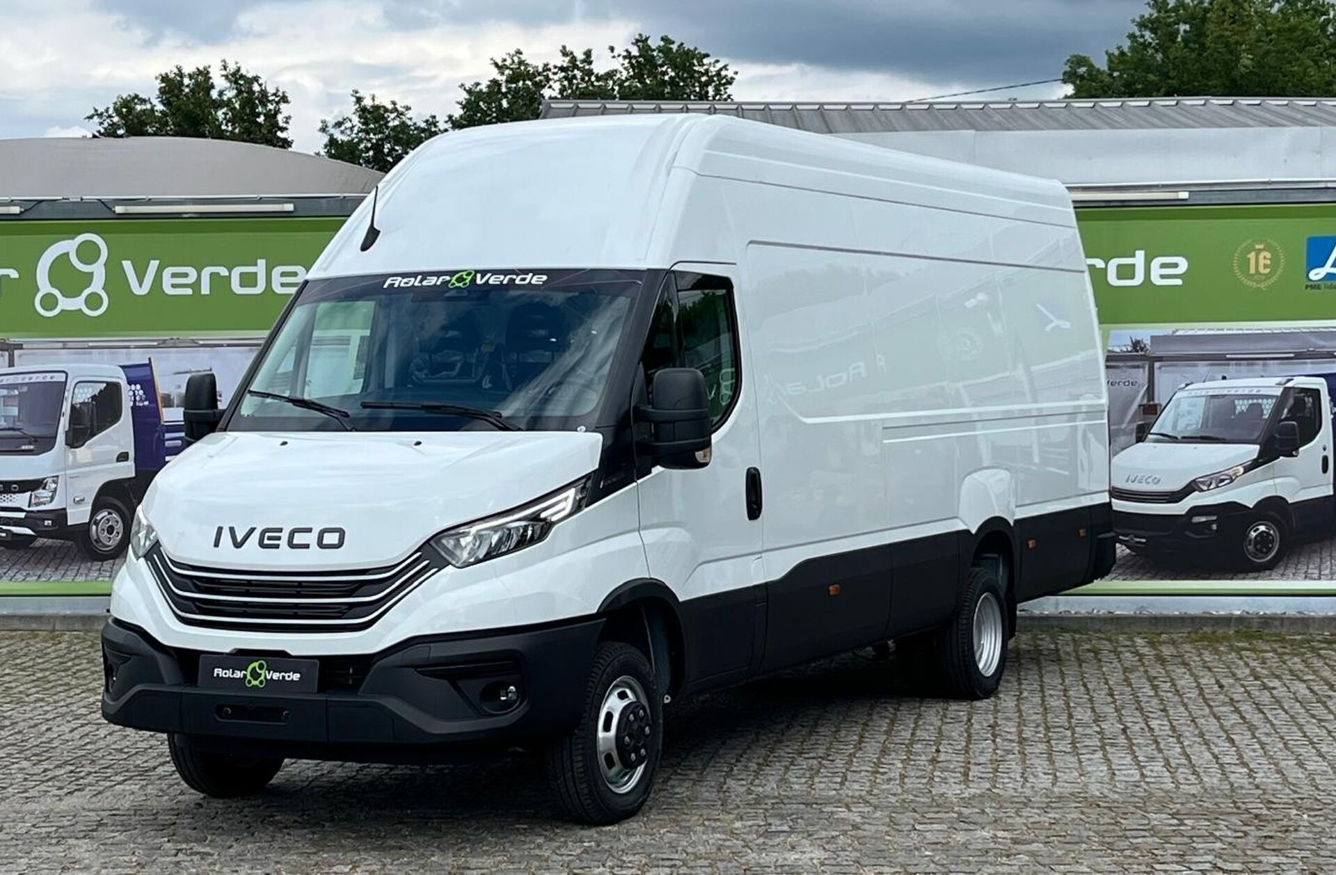 IVECO Daily L 5  3.0  180 CAVALOS  A8