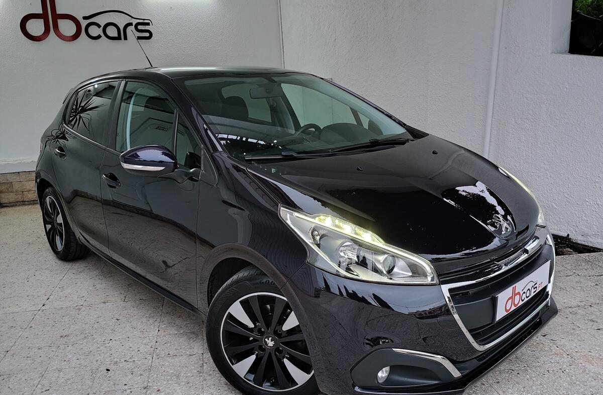 PEUGEOT 208 1.6 BlueHDi Active