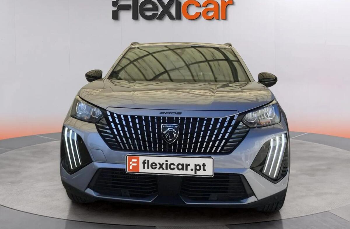 PEUGEOT 2008 1.2 PureTech Allure