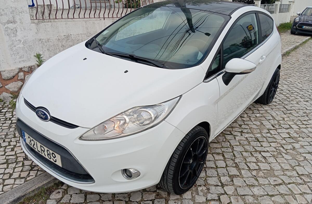 FORD Fiesta 1.25 Techno