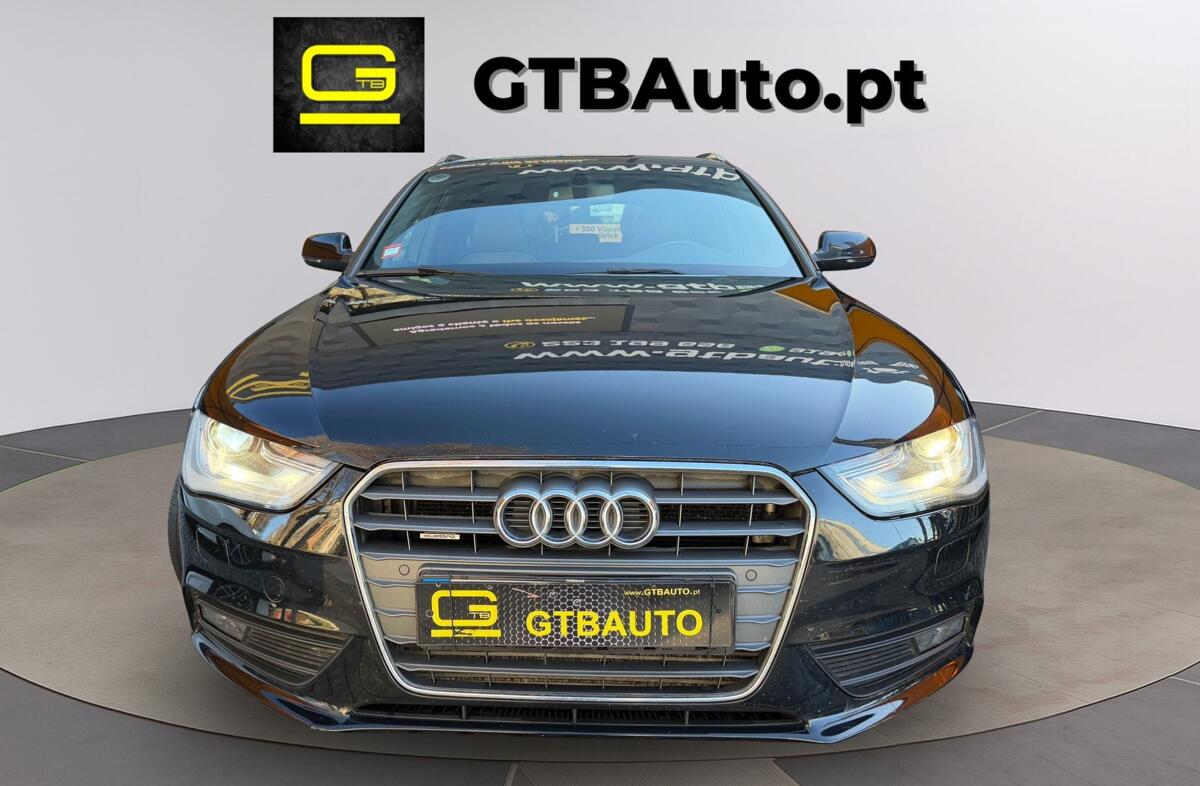 AUDI A4 2.0 TDi qua.B.Line Sport S tronic