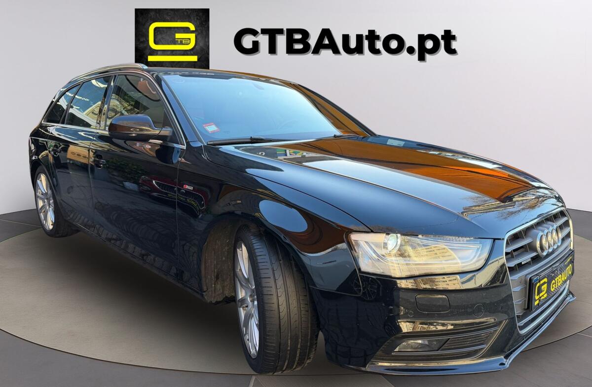 AUDI A4 2.0 TDi qua.B.Line Sport S tronic