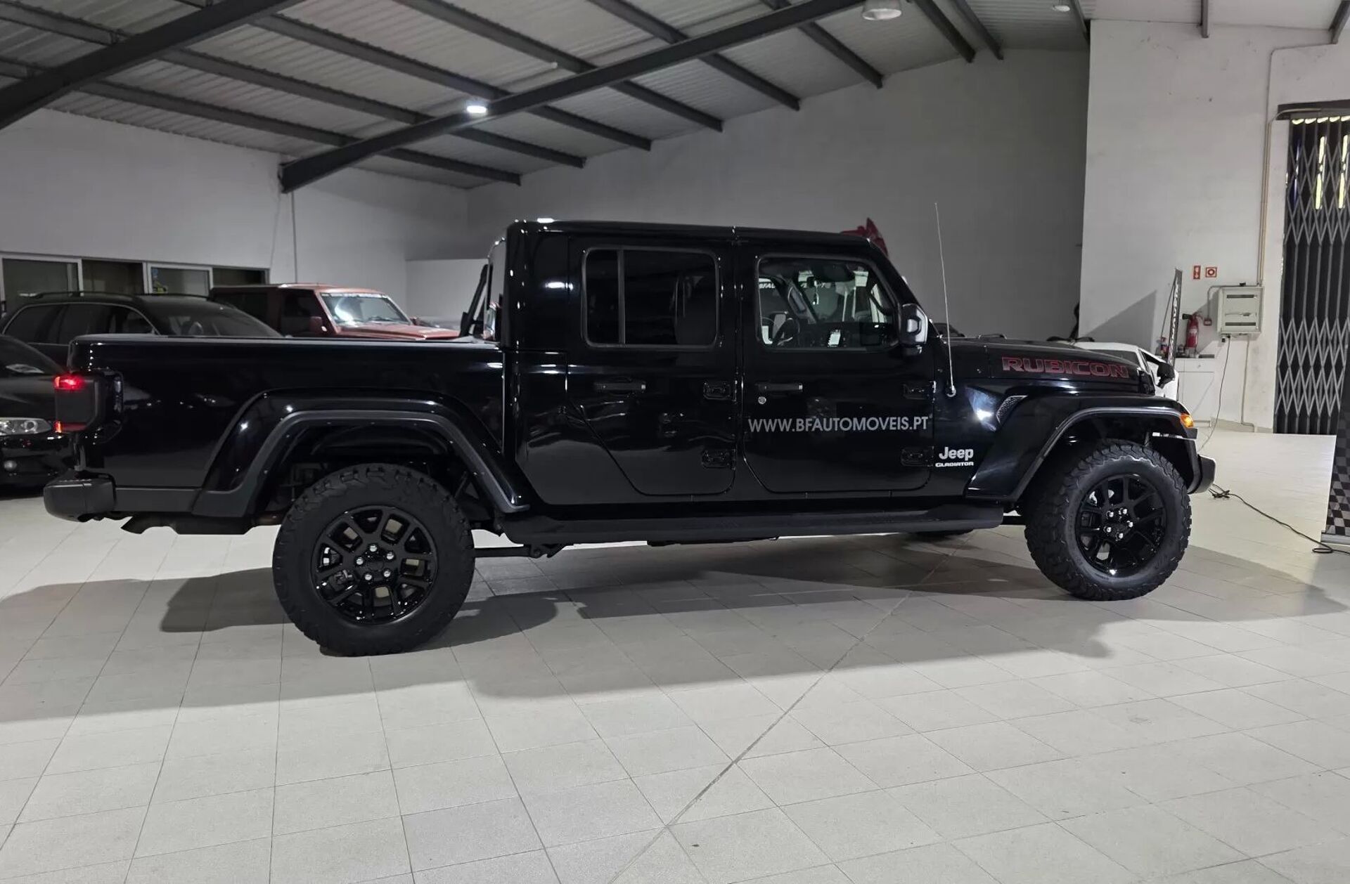 JEEP Gladiator 3.0 CRD Overland AT8