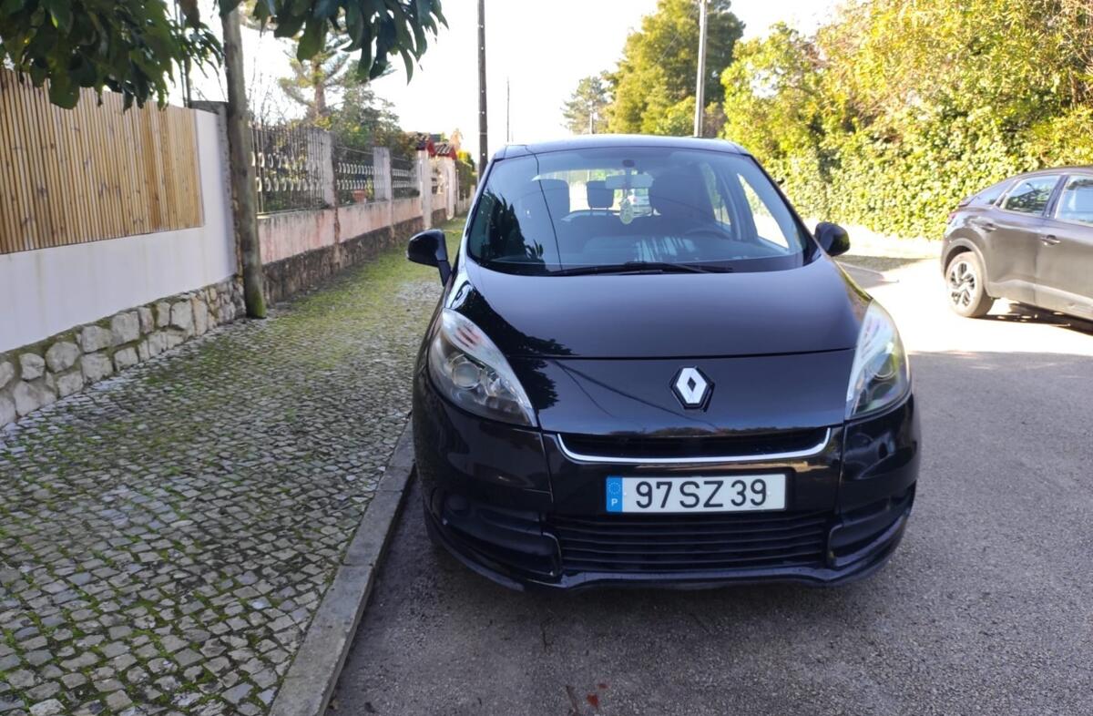 RENAULT Scénic 1.5 dCi Luxe
